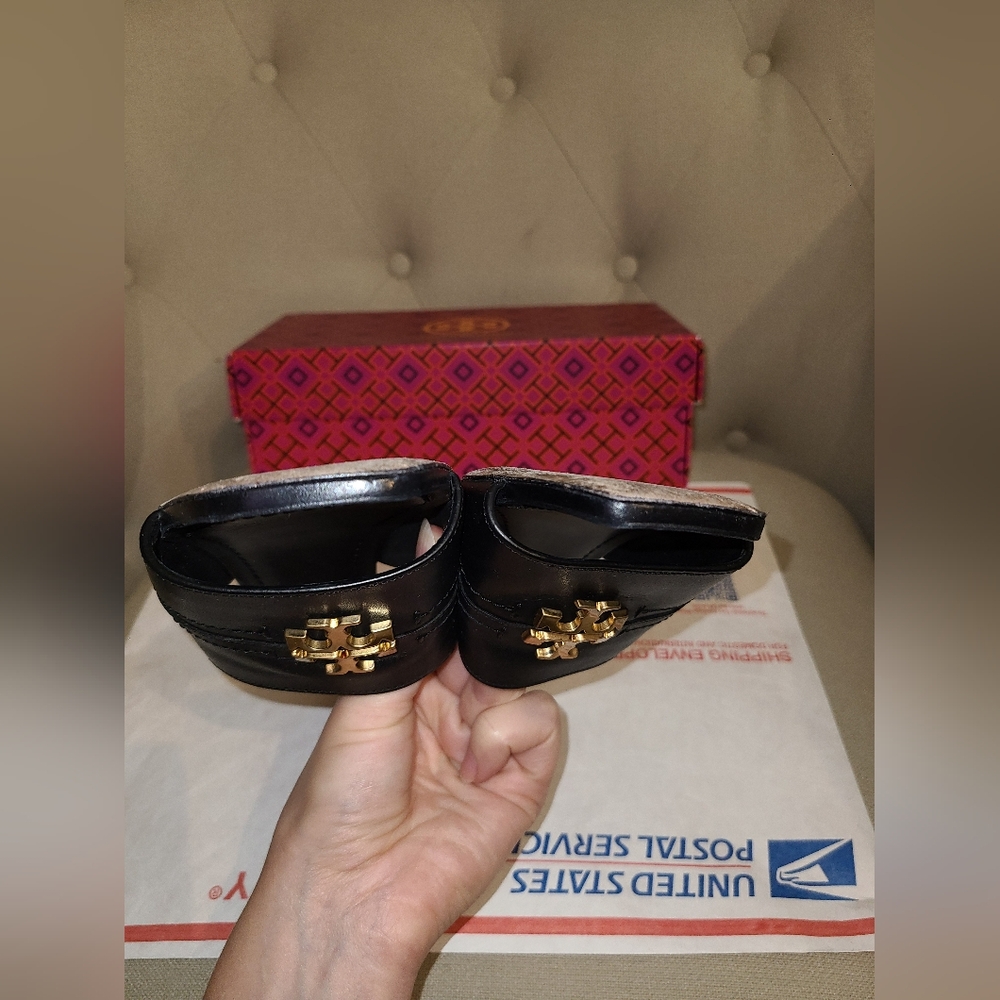 Tory Burch Designer Everly Kitten Heel Black Slide Sandals Gold Logo 8 - Picture 7 of 11